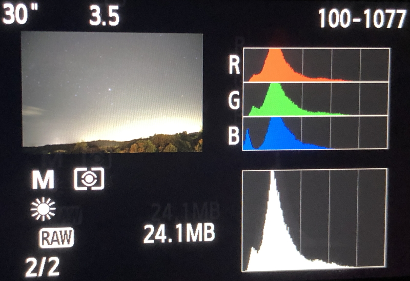 Balanced Histogram seen with DSLR astrophotography.
